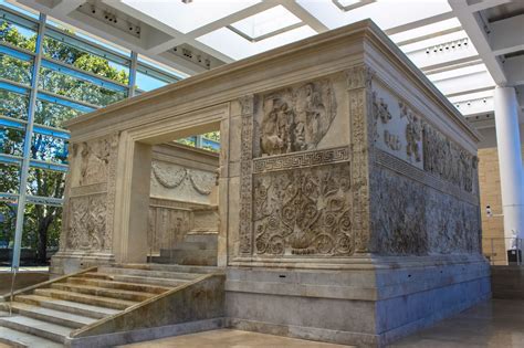 who built the ara pacis.